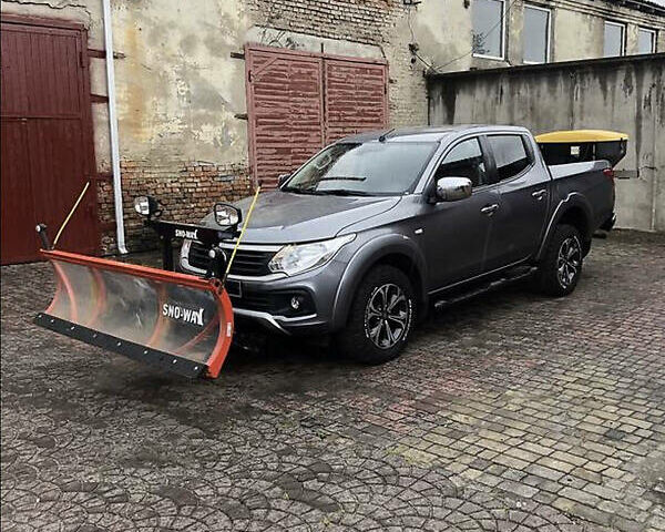 Серый Фиат Fullback, объемом двигателя 2.5 л и пробегом 80 тыс. км за 19999 $, фото 1 на Automoto.ua