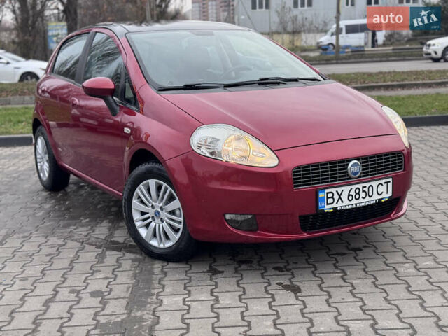Красный Фиат Гранде Пунто, объемом двигателя 1.4 л и пробегом 236 тыс. км за 4700 $, фото 1 на Automoto.ua
