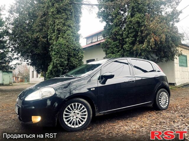 Фиат Гранде Пунто, объемом двигателя 1.4 л и пробегом 194 тыс. км за 4950 $, фото 1 на Automoto.ua