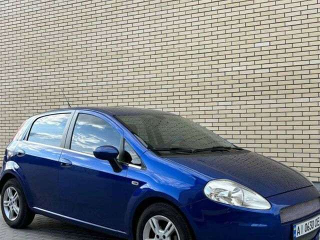 Синий Фиат Гранде Пунто, объемом двигателя 1.4 л и пробегом 180 тыс. км за 4700 $, фото 1 на Automoto.ua