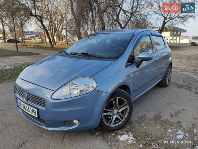 Синий Фиат Гранде Пунто, объемом двигателя 1.37 л и пробегом 179 тыс. км за 4500 $, фото 1 на Automoto.ua