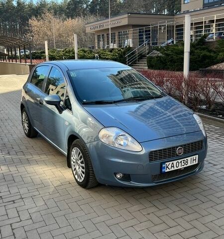 Синій Фіат Гранде Пунто, об'ємом двигуна 1.37 л та пробігом 42 тис. км за 5600 $, фото 1 на Automoto.ua