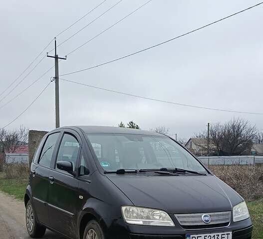 Черный Фиат Идея, объемом двигателя 1.4 л и пробегом 186 тыс. км за 4000 $, фото 1 на Automoto.ua