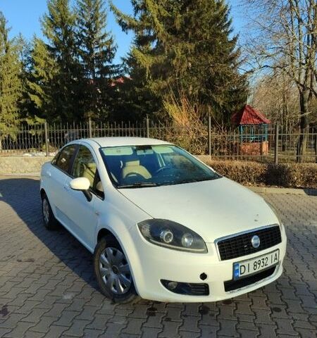 Білий Фіат Лінеа, об'ємом двигуна 1.37 л та пробігом 175 тис. км за 4250 $, фото 1 на Automoto.ua