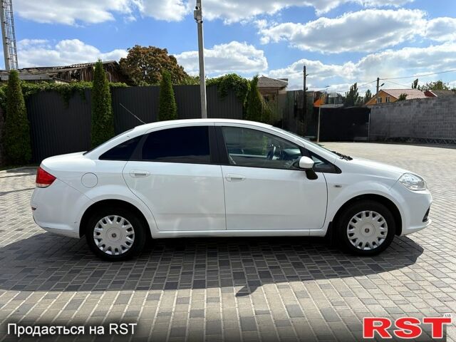 Білий Фіат Лінеа, об'ємом двигуна 1.4 л та пробігом 283 тис. км за 5399 $, фото 1 на Automoto.ua