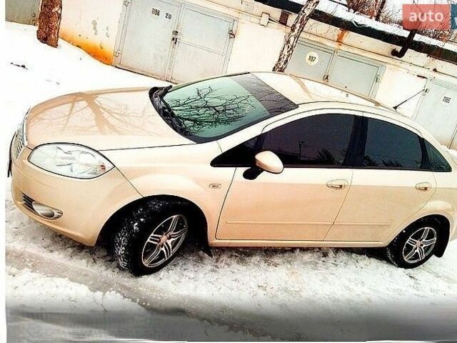 Бежевий Фіат Лінеа, об'ємом двигуна 1.37 л та пробігом 122 тис. км за 5028 $, фото 1 на Automoto.ua
