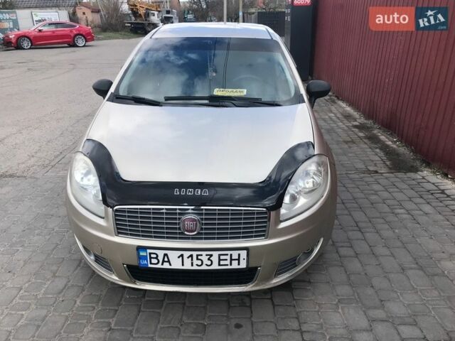 Бежевый Фиат Линеа, объемом двигателя 1.4 л и пробегом 180 тыс. км за 5500 $, фото 1 на Automoto.ua