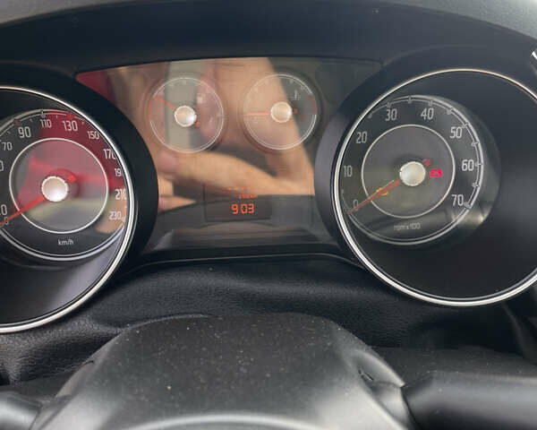 Бежевий Фіат Лінеа, об'ємом двигуна 1.37 л та пробігом 108 тис. км за 5600 $, фото 1 на Automoto.ua