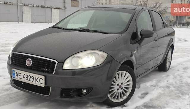 Чорний Фіат Лінеа, об'ємом двигуна 1.37 л та пробігом 124 тис. км за 2300 $, фото 1 на Automoto.ua