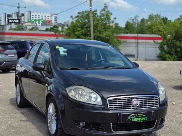 Чорний Фіат Лінеа, об'ємом двигуна 1.6 л та пробігом 300 тис. км за 4000 $, фото 1 на Automoto.ua