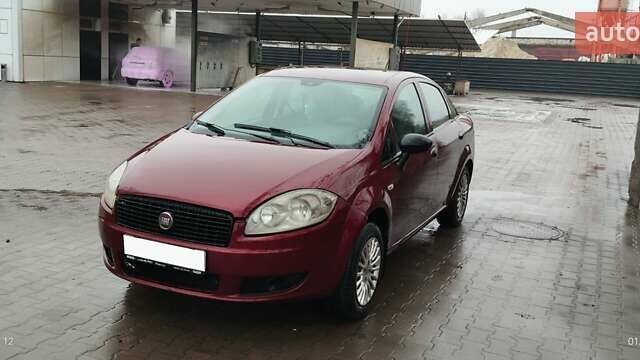 Червоний Фіат Лінеа, об'ємом двигуна 1.4 л та пробігом 270 тис. км за 3200 $, фото 1 на Automoto.ua