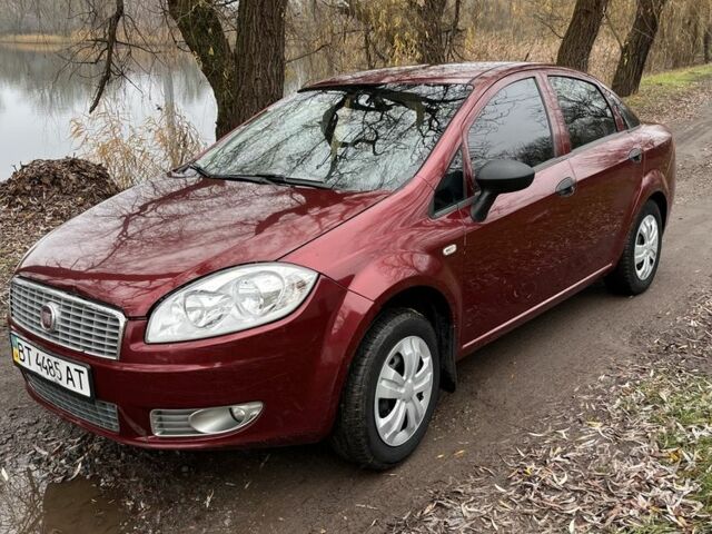 Червоний Фіат Лінеа, об'ємом двигуна 1.4 л та пробігом 156 тис. км за 4500 $, фото 1 на Automoto.ua
