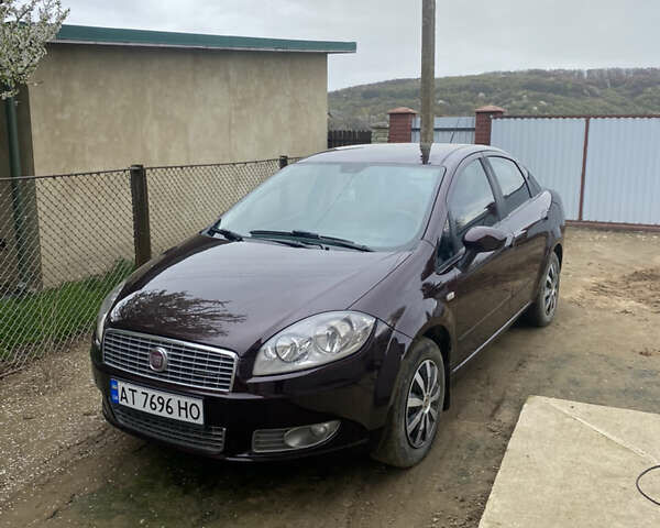 Червоний Фіат Лінеа, об'ємом двигуна 1.25 л та пробігом 286 тис. км за 4599 $, фото 1 на Automoto.ua