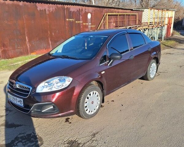 Червоний Фіат Лінеа, об'ємом двигуна 1.37 л та пробігом 47 тис. км за 6300 $, фото 1 на Automoto.ua