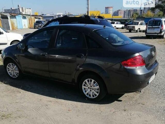 Фиат Линеа, объемом двигателя 1.4 л и пробегом 170 тыс. км за 4500 $, фото 1 на Automoto.ua