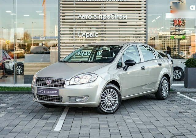 Фиат Линеа, объемом двигателя 1.4 л и пробегом 15 тыс. км за 6501 $, фото 1 на Automoto.ua