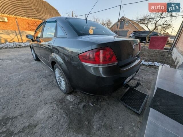 Сірий Фіат Лінеа, об'ємом двигуна 1.37 л та пробігом 281 тис. км за 3700 $, фото 1 на Automoto.ua