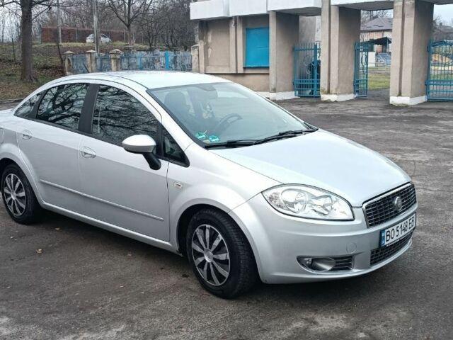 Серый Фиат Линеа, объемом двигателя 1.4 л и пробегом 253 тыс. км за 4000 $, фото 1 на Automoto.ua
