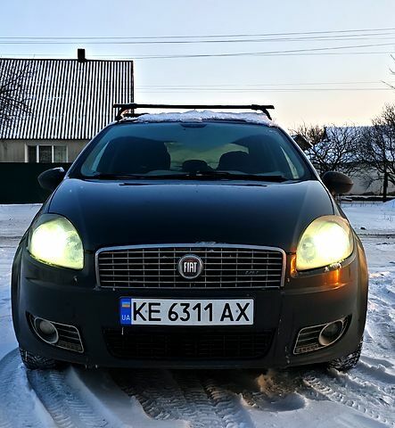 Сірий Фіат Лінеа, об'ємом двигуна 1.4 л та пробігом 25400 тис. км за 4500 $, фото 1 на Automoto.ua