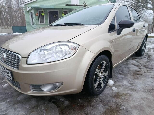 Серый Фиат Линеа, объемом двигателя 1.4 л и пробегом 33 тыс. км за 6250 $, фото 1 на Automoto.ua