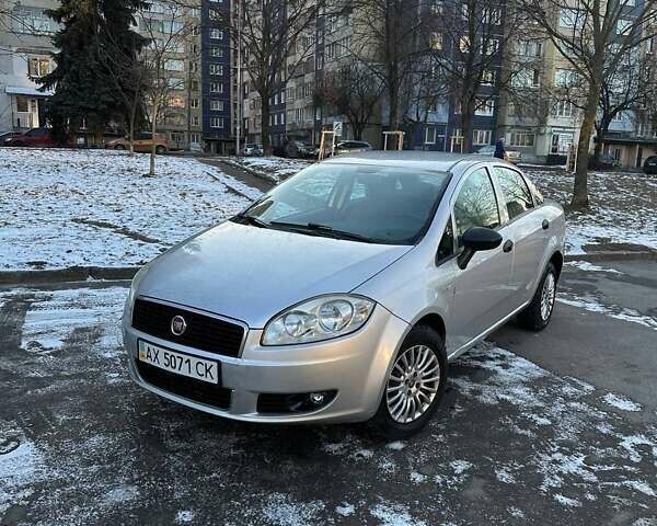 Серый Фиат Линеа, объемом двигателя 1.37 л и пробегом 201 тыс. км за 4200 $, фото 1 на Automoto.ua
