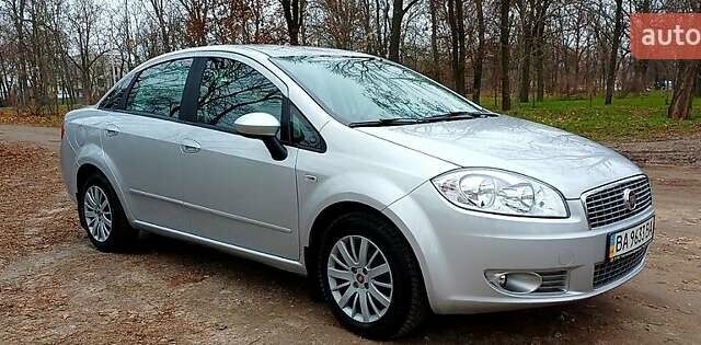 Серый Фиат Линеа, объемом двигателя 1.3 л и пробегом 53 тыс. км за 7700 $, фото 1 на Automoto.ua