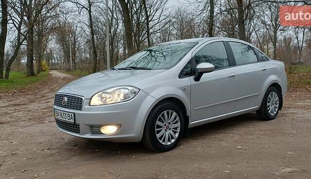 Сірий Фіат Лінеа, об'ємом двигуна 1.25 л та пробігом 53 тис. км за 7500 $, фото 1 на Automoto.ua