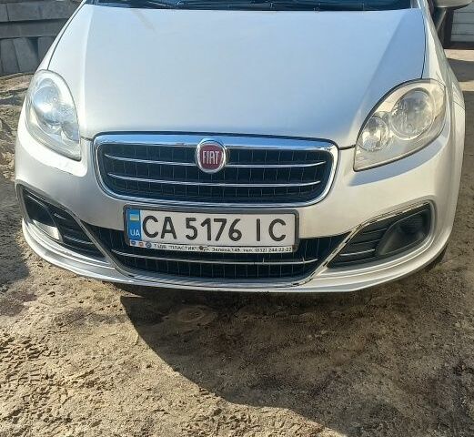 Серый Фиат Линеа, объемом двигателя 1.4 л и пробегом 120 тыс. км за 7000 $, фото 1 на Automoto.ua