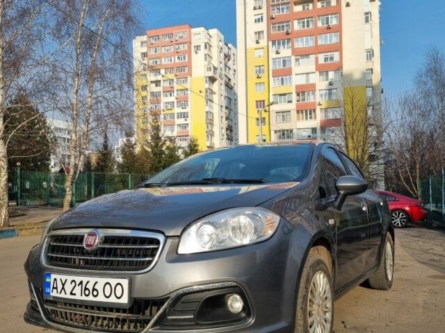 Серый Фиат Линеа, объемом двигателя 1.4 л и пробегом 119 тыс. км за 5999 $, фото 1 на Automoto.ua