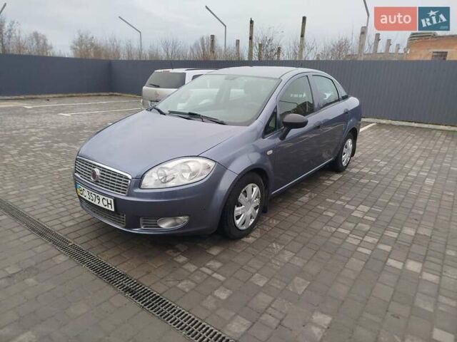 Синий Фиат Линеа, объемом двигателя 1.37 л и пробегом 200 тыс. км за 3200 $, фото 1 на Automoto.ua