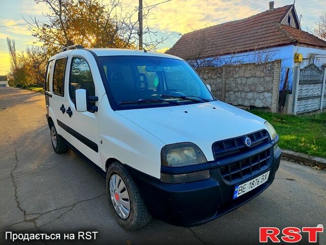 Белый Фиат Добло, объемом двигателя 1.9 л и пробегом 200 тыс. км за 1650 $, фото 1 на Automoto.ua