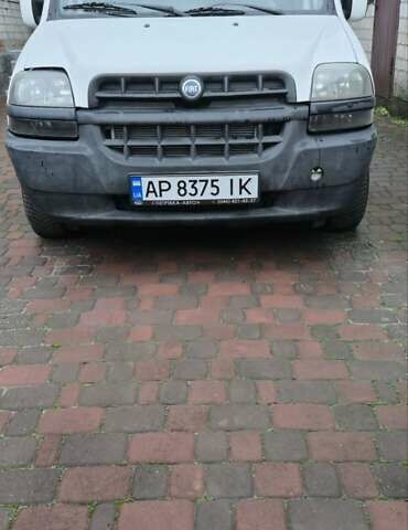 Белый Фиат Добло, объемом двигателя 1.3 л и пробегом 400 тыс. км за 3800 $, фото 1 на Automoto.ua