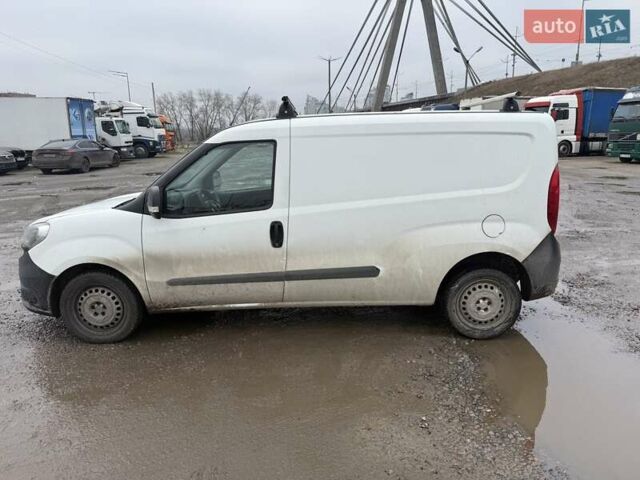 Білий Фіат Добло, об'ємом двигуна 1.37 л та пробігом 211 тис. км за 4999 $, фото 1 на Automoto.ua