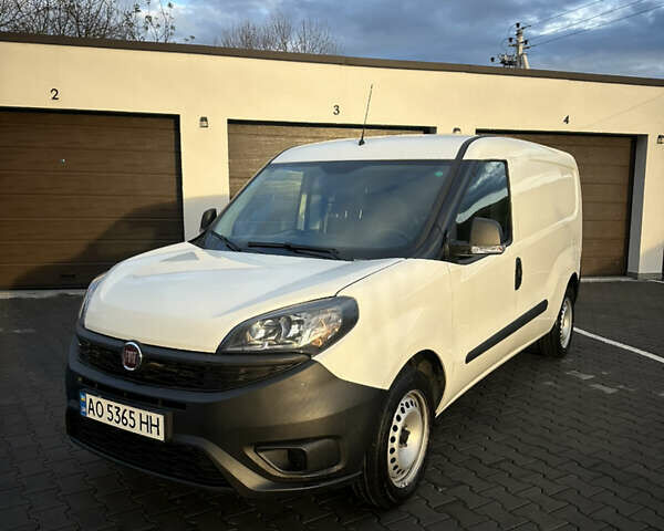 Белый Фиат Добло, объемом двигателя 1.37 л и пробегом 15 тыс. км за 14900 $, фото 1 на Automoto.ua