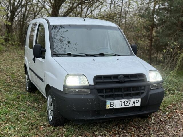 Белый Фиат Добло, объемом двигателя 1.9 л и пробегом 146 тыс. км за 4200 $, фото 1 на Automoto.ua