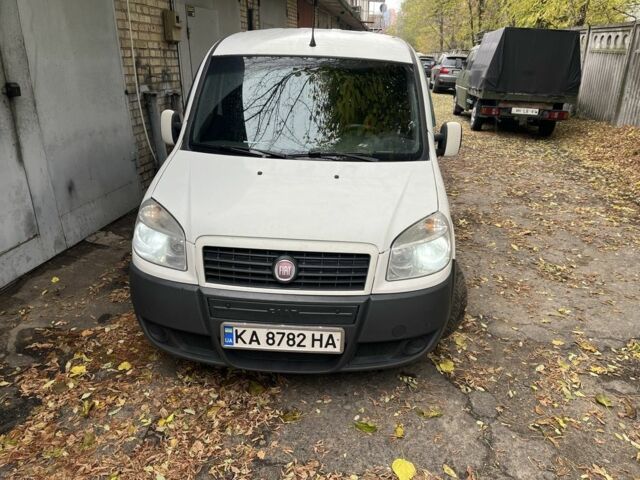Білий Фіат Добло, об'ємом двигуна 1.2 л та пробігом 298 тис. км за 4200 $, фото 1 на Automoto.ua