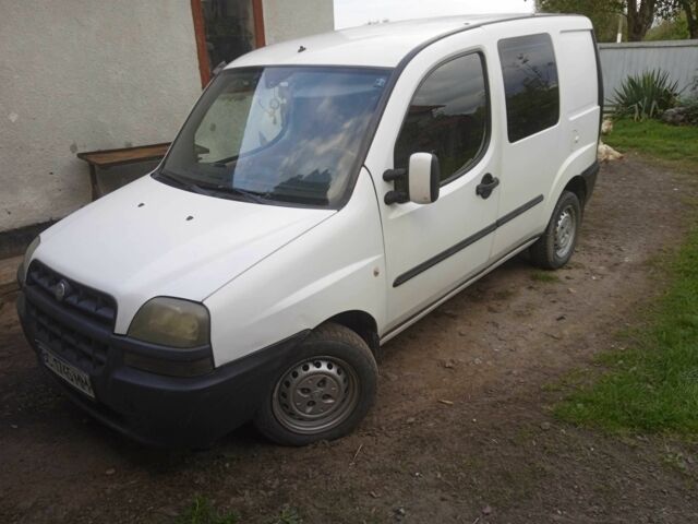 Белый Фиат Добло, объемом двигателя 1.9 л и пробегом 314 тыс. км за 2700 $, фото 1 на Automoto.ua