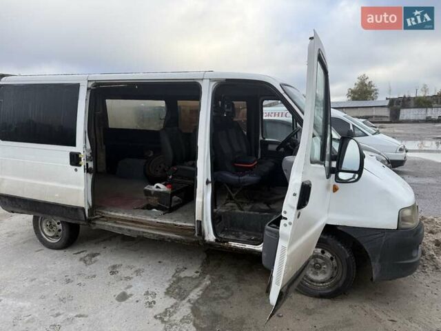 Білий Фіат Добло, об'ємом двигуна 2.29 л та пробігом 340 тис. км за 2400 $, фото 1 на Automoto.ua