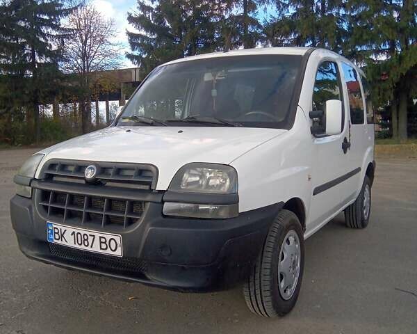 Білий Фіат Добло, об'ємом двигуна 1.9 л та пробігом 290 тис. км за 3350 $, фото 1 на Automoto.ua