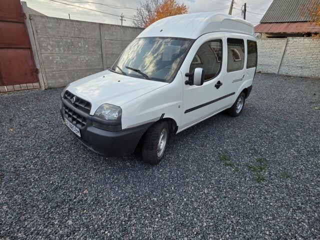 Белый Фиат Добло, объемом двигателя 0 л и пробегом 300 тыс. км за 2850 $, фото 1 на Automoto.ua