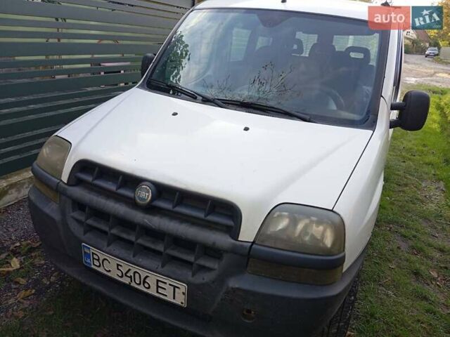 Белый Фиат Добло, объемом двигателя 1.9 л и пробегом 320 тыс. км за 3200 $, фото 1 на Automoto.ua