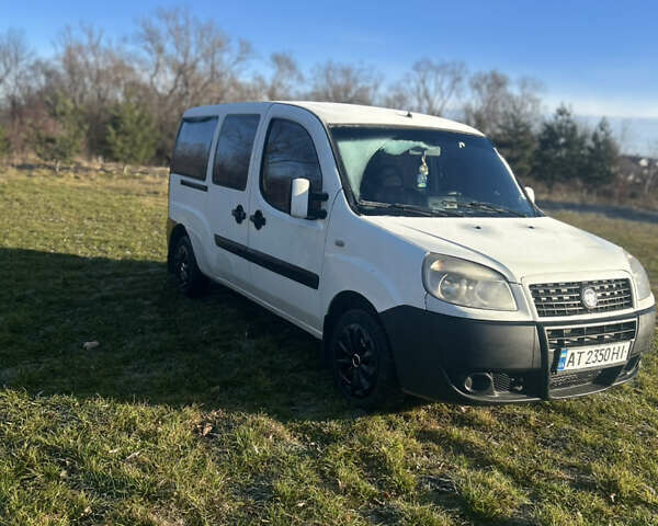 Белый Фиат Добло, объемом двигателя 1.25 л и пробегом 333 тыс. км за 4700 $, фото 1 на Automoto.ua