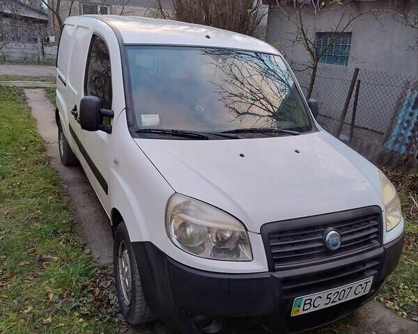 Білий Фіат Добло, об'ємом двигуна 1.3 л та пробігом 169 тис. км за 4200 $, фото 1 на Automoto.ua