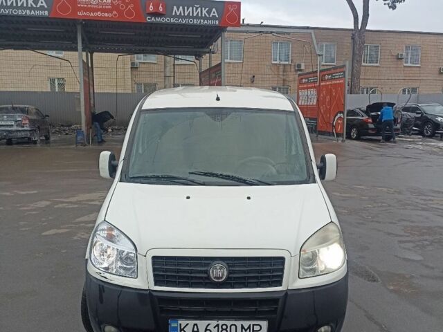 Білий Фіат Добло, об'ємом двигуна 1.9 л та пробігом 300 тис. км за 3000 $, фото 1 на Automoto.ua
