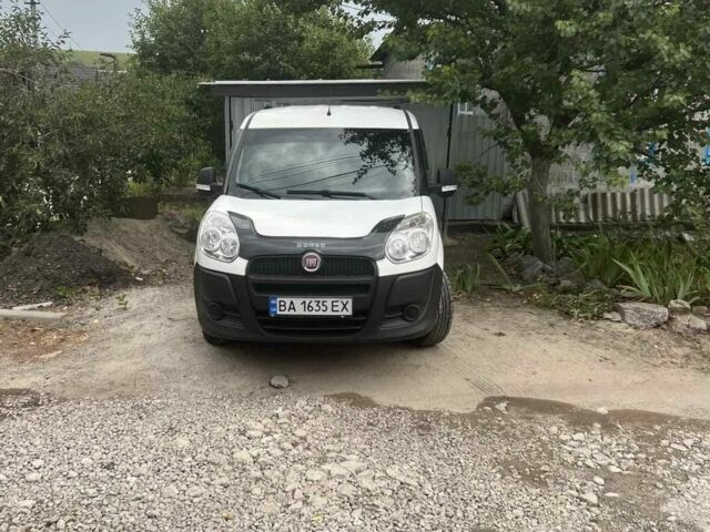 Білий Фіат Добло, об'ємом двигуна 1.2 л та пробігом 210 тис. км за 5200 $, фото 1 на Automoto.ua