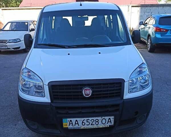 Білий Фіат Добло, об'ємом двигуна 1.37 л та пробігом 440 тис. км за 4700 $, фото 1 на Automoto.ua
