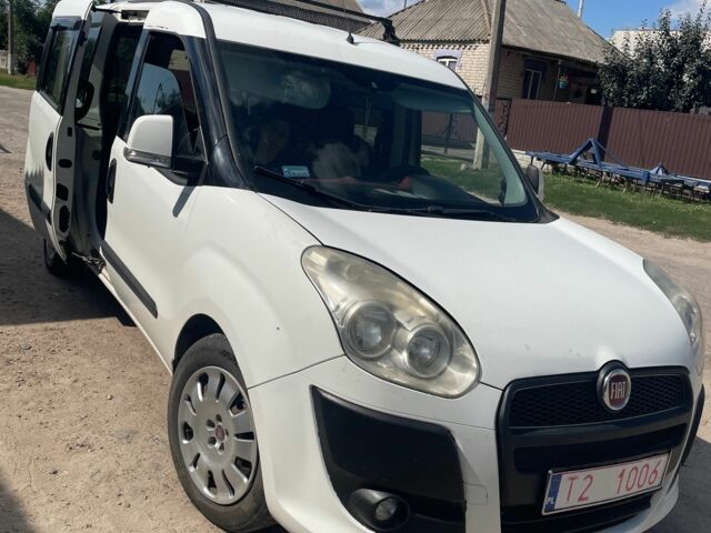 Білий Фіат Добло, об'ємом двигуна 1.6 л та пробігом 300 тис. км за 8500 $, фото 1 на Automoto.ua