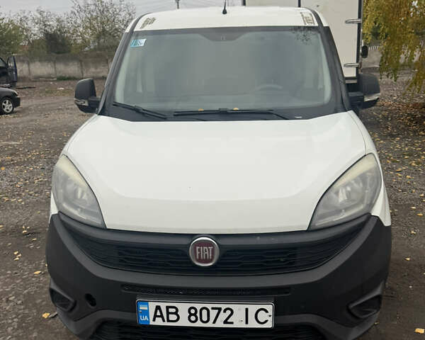 Белый Фиат Добло, объемом двигателя 1.37 л и пробегом 600 тыс. км за 6500 $, фото 1 на Automoto.ua