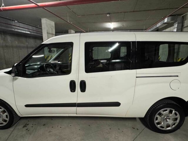 Білий Фіат Добло, об'ємом двигуна 1.2 л та пробігом 12 тис. км за 9900 $, фото 1 на Automoto.ua