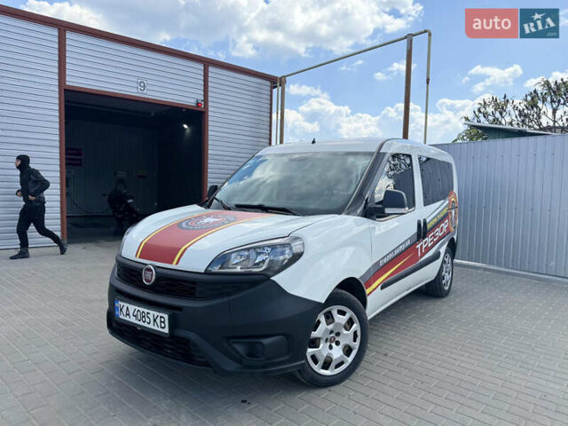 Білий Фіат Добло, об'ємом двигуна 1.37 л та пробігом 110 тис. км за 10200 $, фото 1 на Automoto.ua